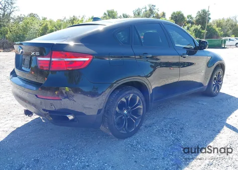 2013 BMW X6 xDrive50I z USA, uszkodzony, nr VIN 5UXFG8C51DL591048